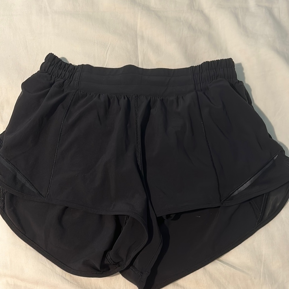 Lululemon hotty hot short